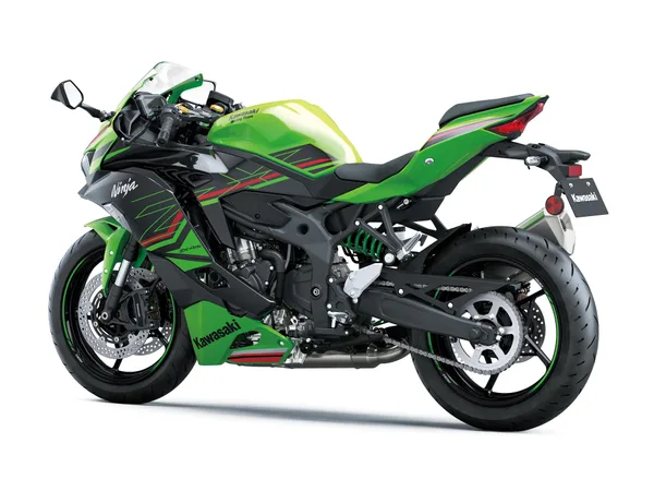 Kawasaki Ninja ZX-4RR - Görsel 4